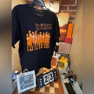 Hot Topic Haikyuu Karasuno Volleyball Team Silhouette Black